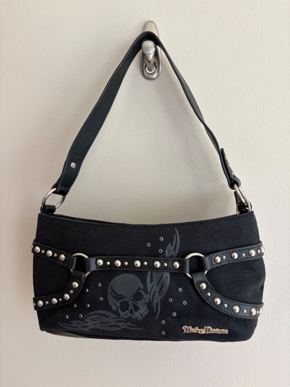 Harley-Davidson Y2K Skull & Studded Goth Biker Shoulder Bag in Black - Picture 2 of 12
